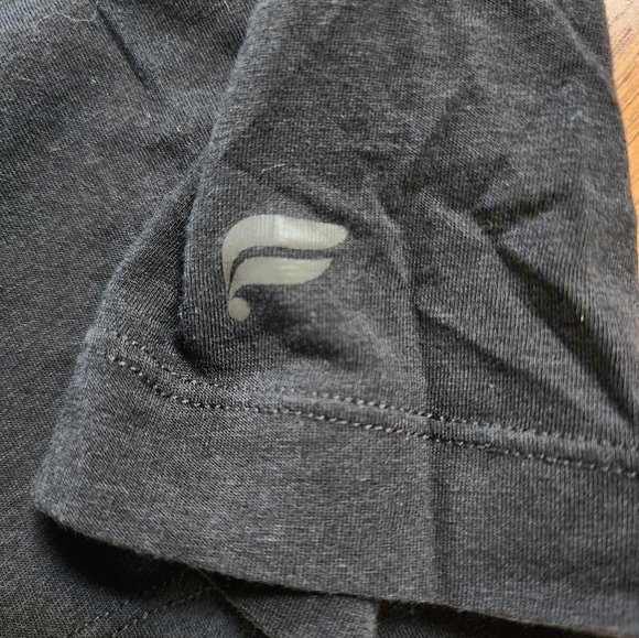 Fabletics T-Shirt - Picture 3 of 4